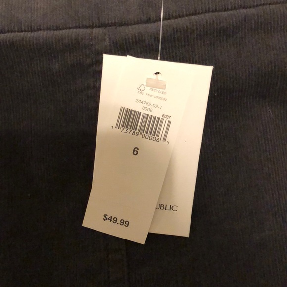 Banana republic corduroy skirt - Picture 2 of 4